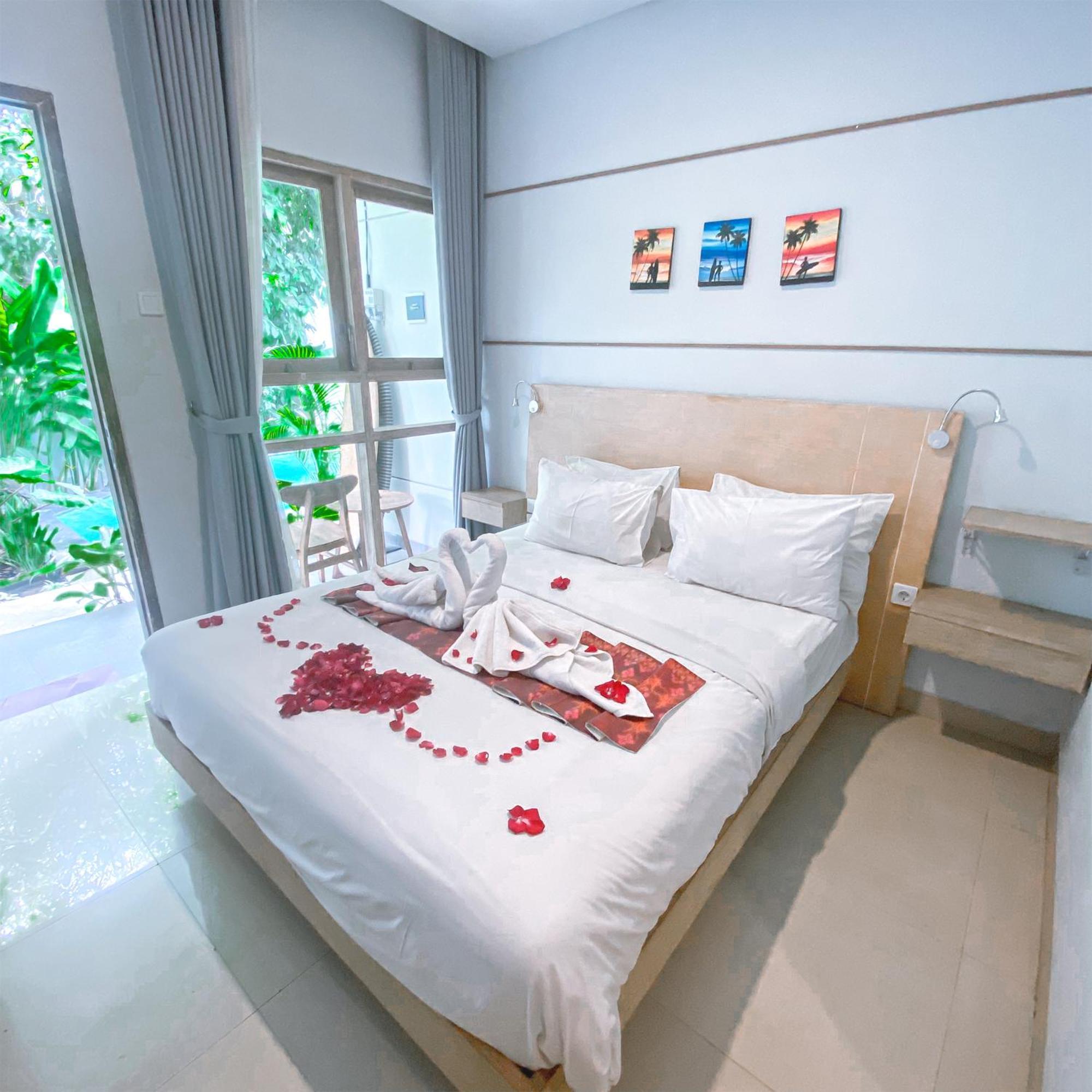 Manuver Surf And Stay Uluwatu Bali Jimbaran Exteriör bild